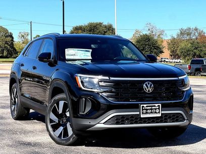New 2026 Volkswagen Atlas Cross Sport SE