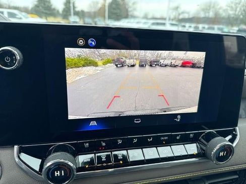 New 2026 Chevrolet Colorado ZR2 image 15
