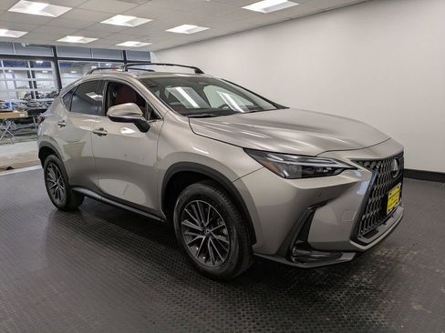Used 2024 Lexus NX 350 AWD image 3