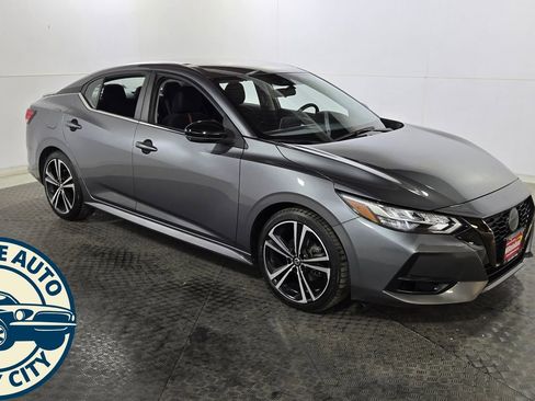 Used 2022 Nissan Sentra SR FWD image 9