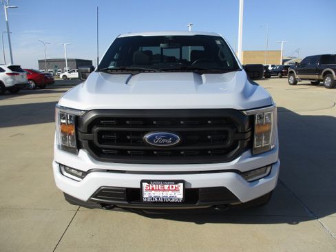 Used 2022 Ford F150 XLT w/ Equipment Group 302A High image 13