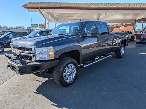 Used 2011 Chevrolet Silverado 2500 LTZ w/ LTZ Plus Package image 3