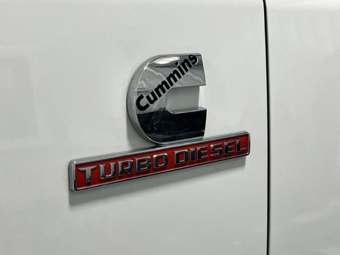 Used 2023 RAM 2500 Big Horn w/ Cold Weather Group image 8