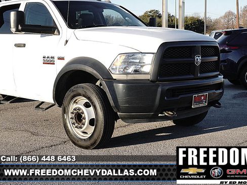 Used 2018 RAM 5500 Tradesman image 35