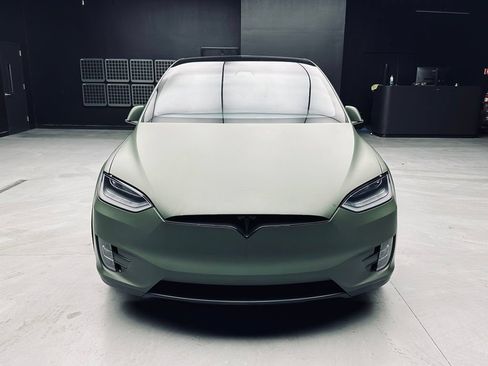 Used 2018 Tesla Model X 75D AWD/4WD image 11