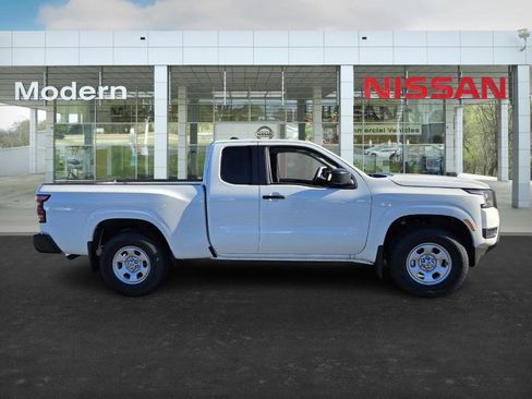 New 2026 Nissan Frontier S image 3