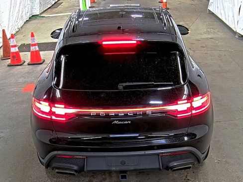 Used 2022 Porsche Macan AWD/4WD image 49