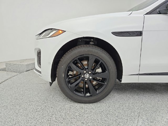 New 2026 Jaguar F-PACE R-Dynamic S AWD/4WD image 37