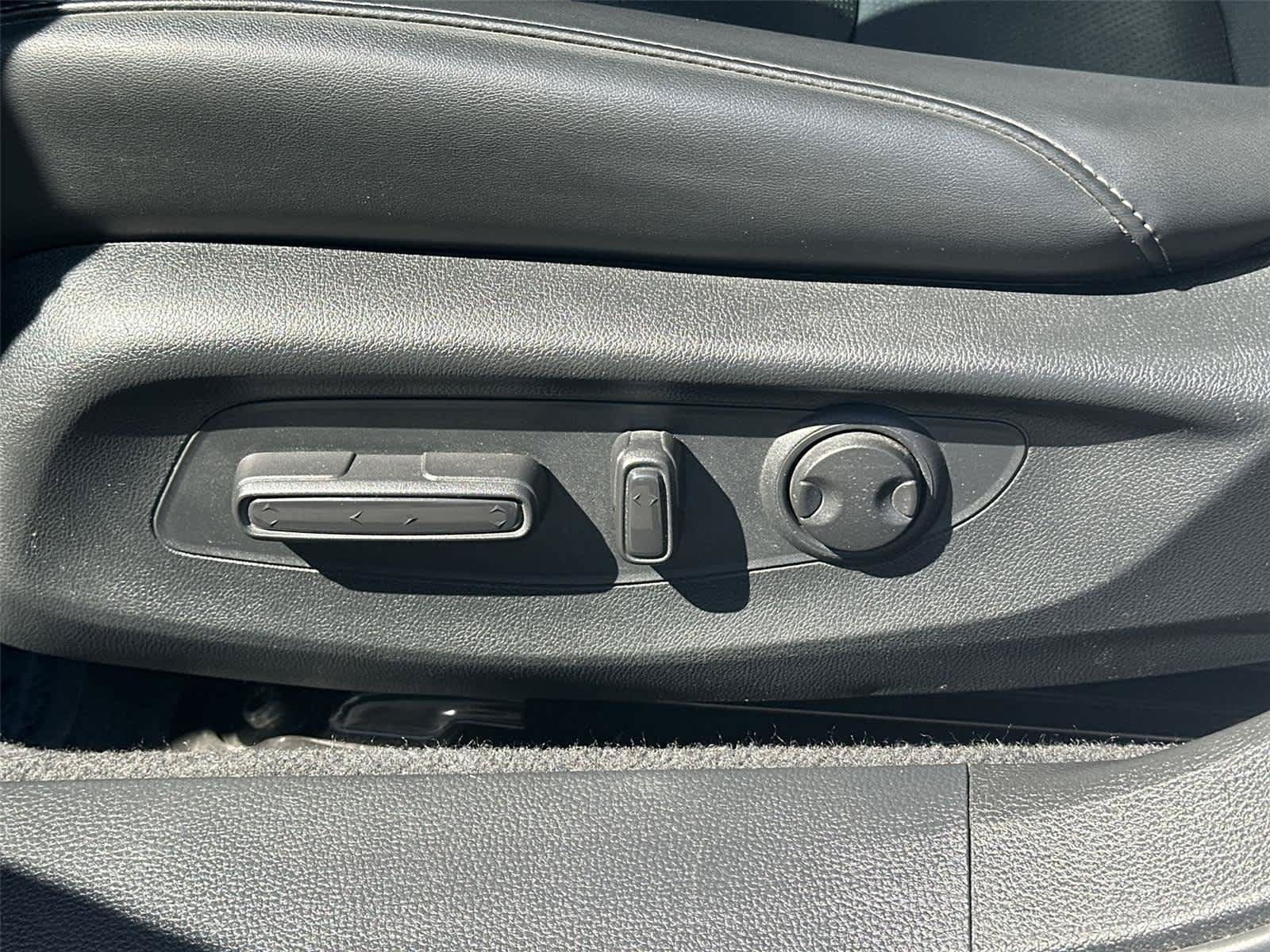 Used 2025 Honda Accord Touring image 24