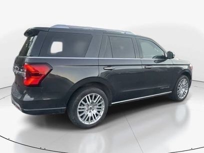 Used 2023 Ford Expedition Platinum