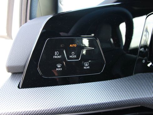 New 2026 Volkswagen GTI SE image 16