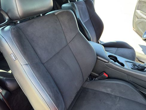 Used 2017 Dodge Challenger GT w/ Technology Group image 26