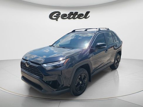 Certified 2025 Toyota RAV4 XLE w/ Convenience Package FWD image 1