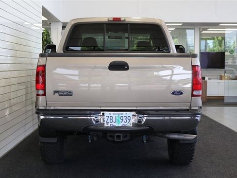 Used 2003 Ford F250 Lariat AWD/4WD image 9