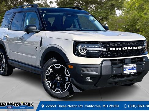 New 2025 Ford Bronco Sport Outer Banks w/ Outer Banks Tech Package+ image 1