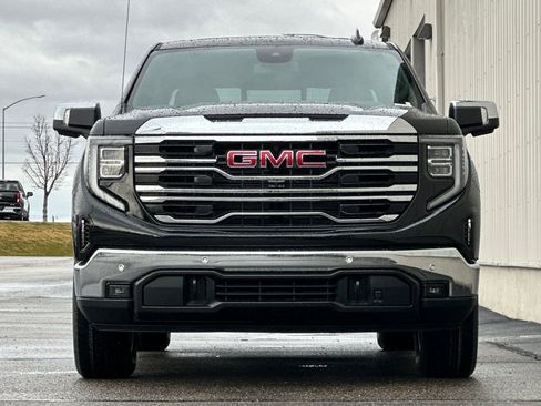 New 2026 GMC Sierra 1500 SLT w/ SLT Premium Package AWD/4WD image 3