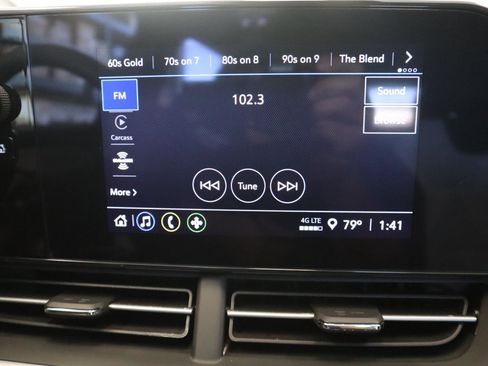 Used 2024 Chevrolet Trax LS w/ LS Convenience Package image 21