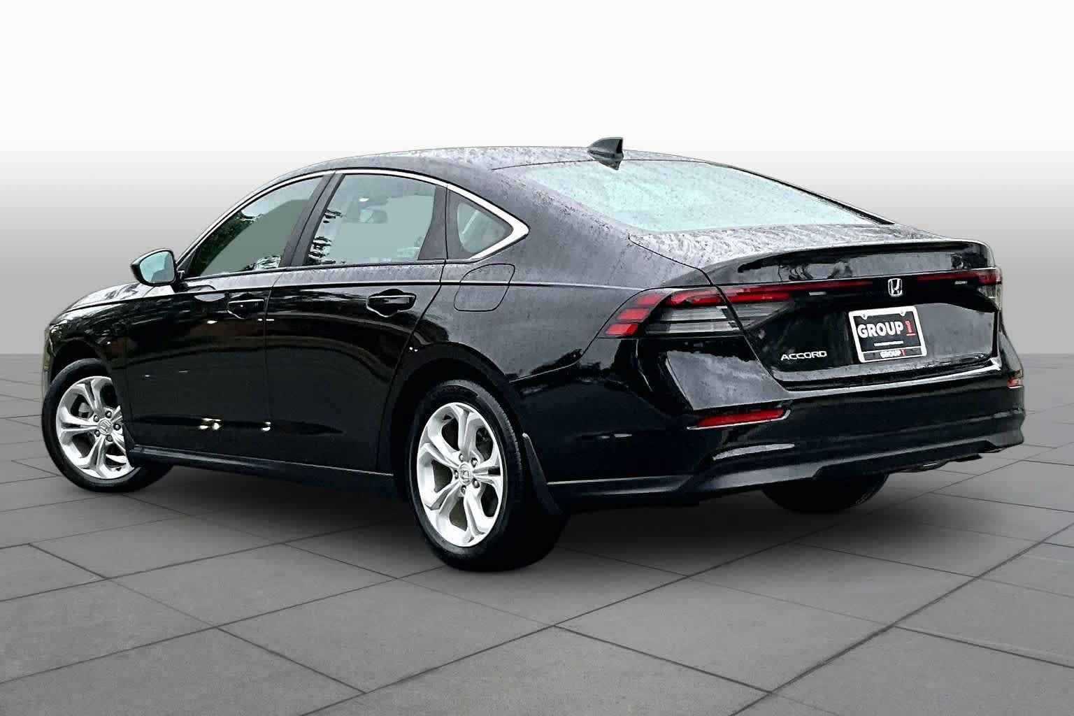 Used 2023 Honda Accord LX image 11