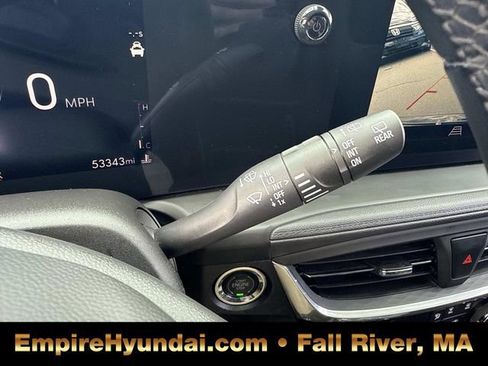 Used 2024 Buick Encore GX Sport Touring AWD/4WD image 29