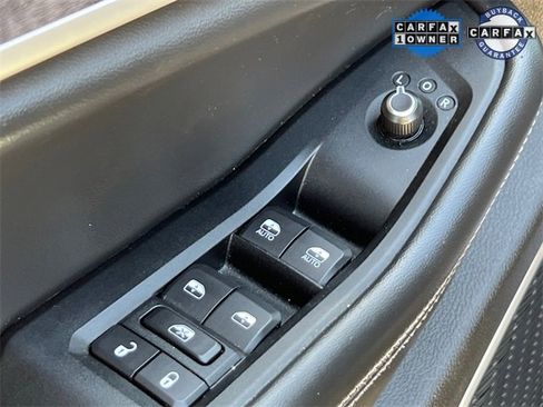 Certified 2022 Jeep Grand Cherokee L Limited image 25