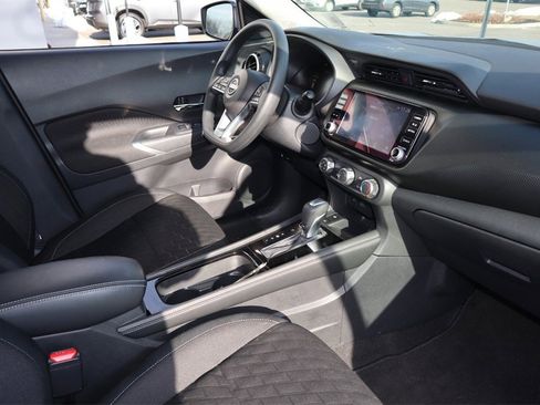 Certified 2024 Nissan Kicks SV image 25