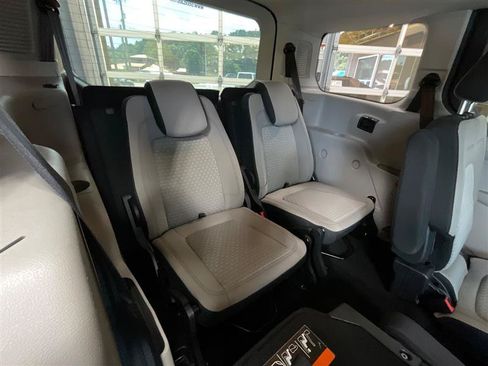 Used 2022 Ford Transit Connect XLT FWD image 23