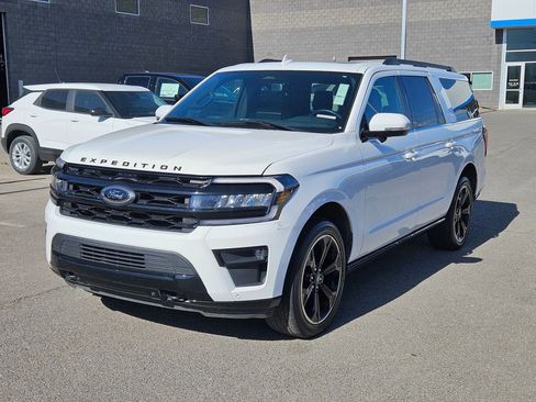 Used 2024 Ford Expedition Max Limited AWD/4WD image 8