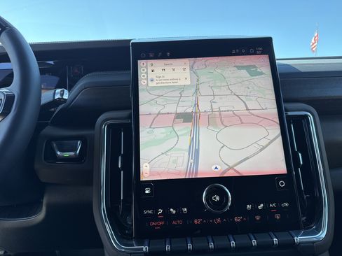 Used 2026 GMC Yukon Denali Ultimate w/ LPO, Floor Liner Package image 25