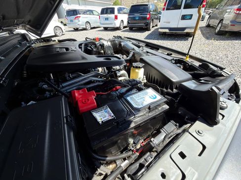 Used 2019 Jeep Wrangler Unlimited Sport AWD/4WD image 4