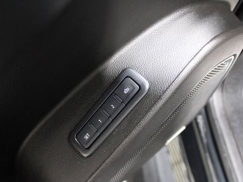 Used 2019 GMC Yukon Denali w/ Denali Ultimate Package image 20