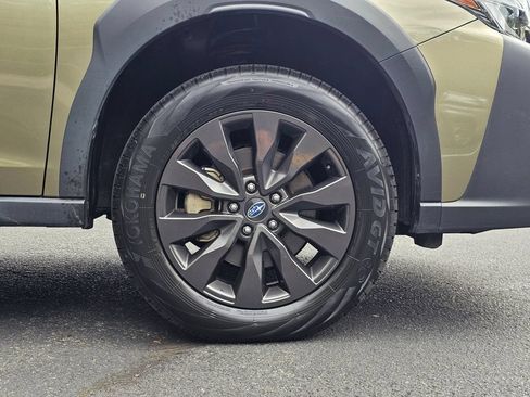 Used 2025 Subaru Outback Onyx Edition AWD/4WD image 9