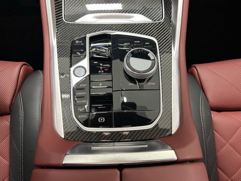 Used 2025 BMW X6 M60i image 23