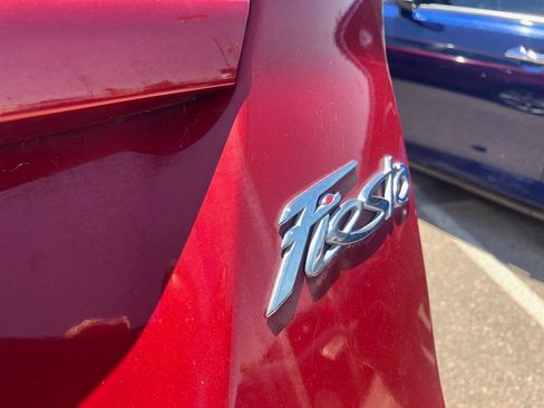 Used 2017 Ford Fiesta SE w/ Equipment Group 201A image 10