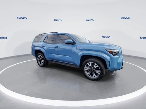 Used 2025 Toyota 4Runner TRD Sport Premium image 2