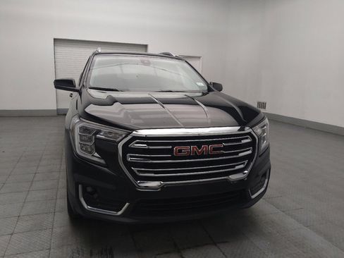 Used 2024 GMC Terrain SLT AWD/4WD image 14