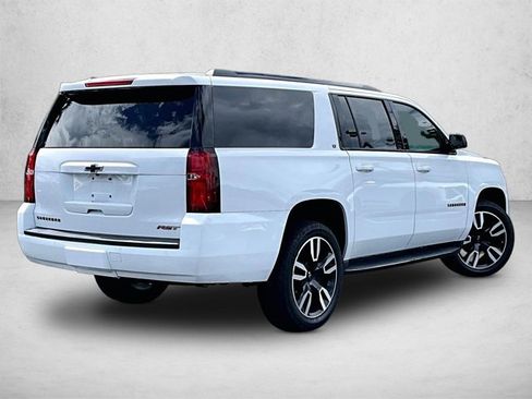 Used 2020 Chevrolet Suburban LT w/ RST Edition RWD image 2
