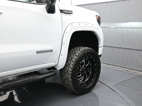 Used 2023 GMC Sierra 1500 Elevation w/ Preferred Package AWD/4WD image 48