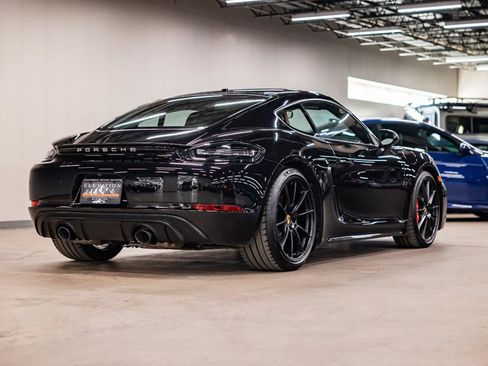 Used 2024 Porsche 718 Cayman GTS RWD image 37