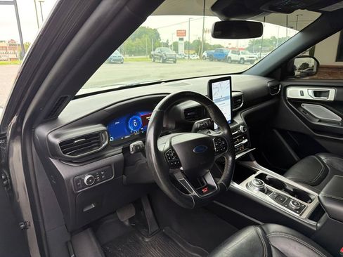 Used 2020 Ford Explorer ST w/ ST Street Pack AWD/4WD image 4