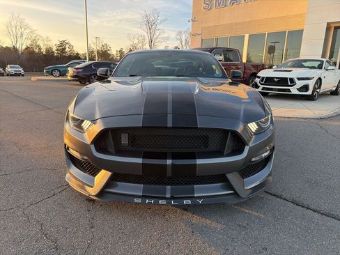 Used 2017 Ford Mustang Shelby GT350 image 8