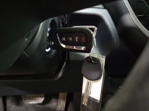 Used 2021 Toyota Camry LE FWD image 18