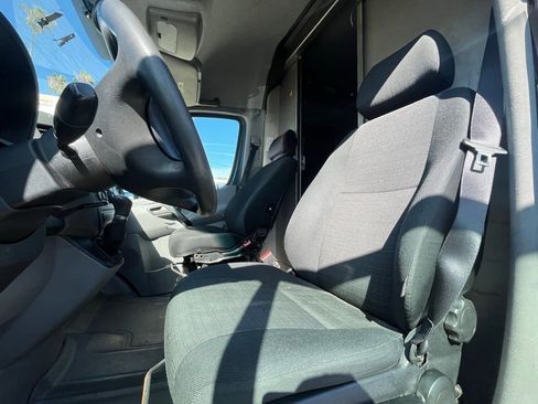 Used 2018 Mercedes-Benz Sprinter 2500 image 14
