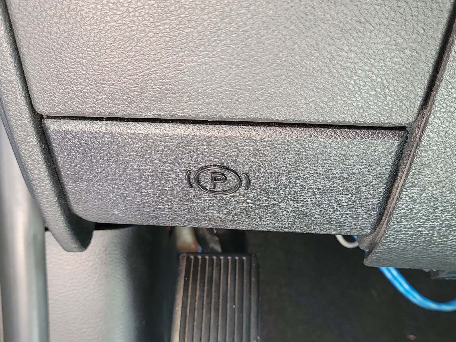 Used 2015 RAM 1500 Tradesman w/ Popular Equipment Group AWD/4WD image 12