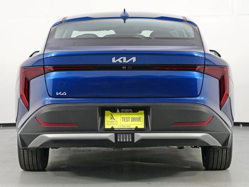 Used 2025 Kia K4 EX image 10