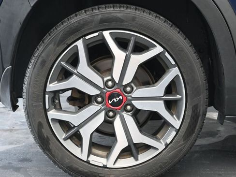 Used 2022 Kia Seltos SX AWD/4WD image 9