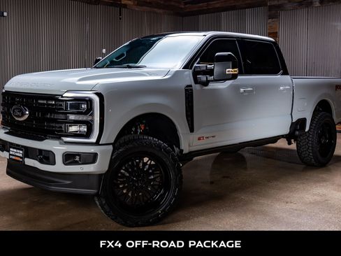 Used 2026 Ford F250 Platinum image 5