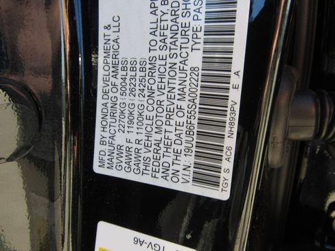 Certified 2025 Acura TLX SH-AWD w/ A-SPEC Pkg image 31