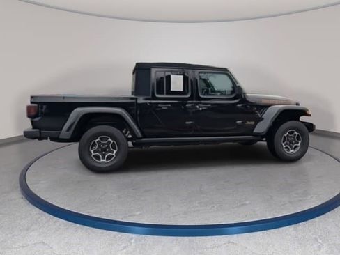 Used 2023 Jeep Gladiator Mojave w/ Cold Weather Group image 4