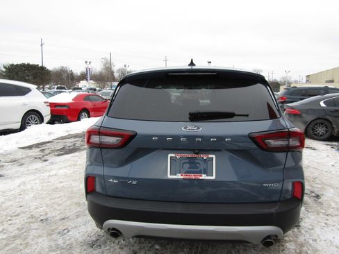 Used 2025 Ford Escape Active AWD/4WD image 6