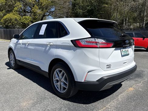 Used 2024 Ford Edge SEL AWD/4WD image 3